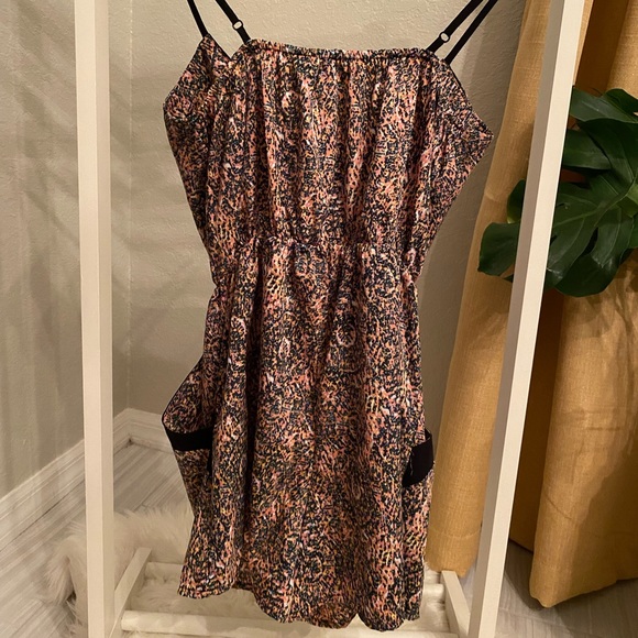 Fire Los Angeles Size Small Multicolor Romper - Picture 2 of 4